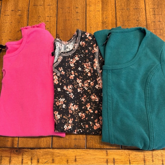 Bundle of Girls Art Class Tops, Sz Large 10/12, Pink Hearts, Green, Black Floral - Picture 1 of 14